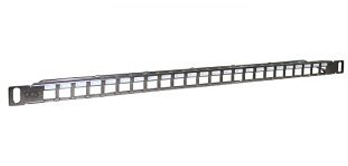 19" 1U patchpaneel 24-poorten, Cat.6A, leeg