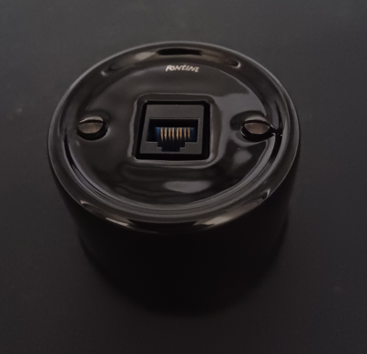 [30.702.27.2] Garby enkele aansluitpoort RJ45 Cat6 porselein zwart